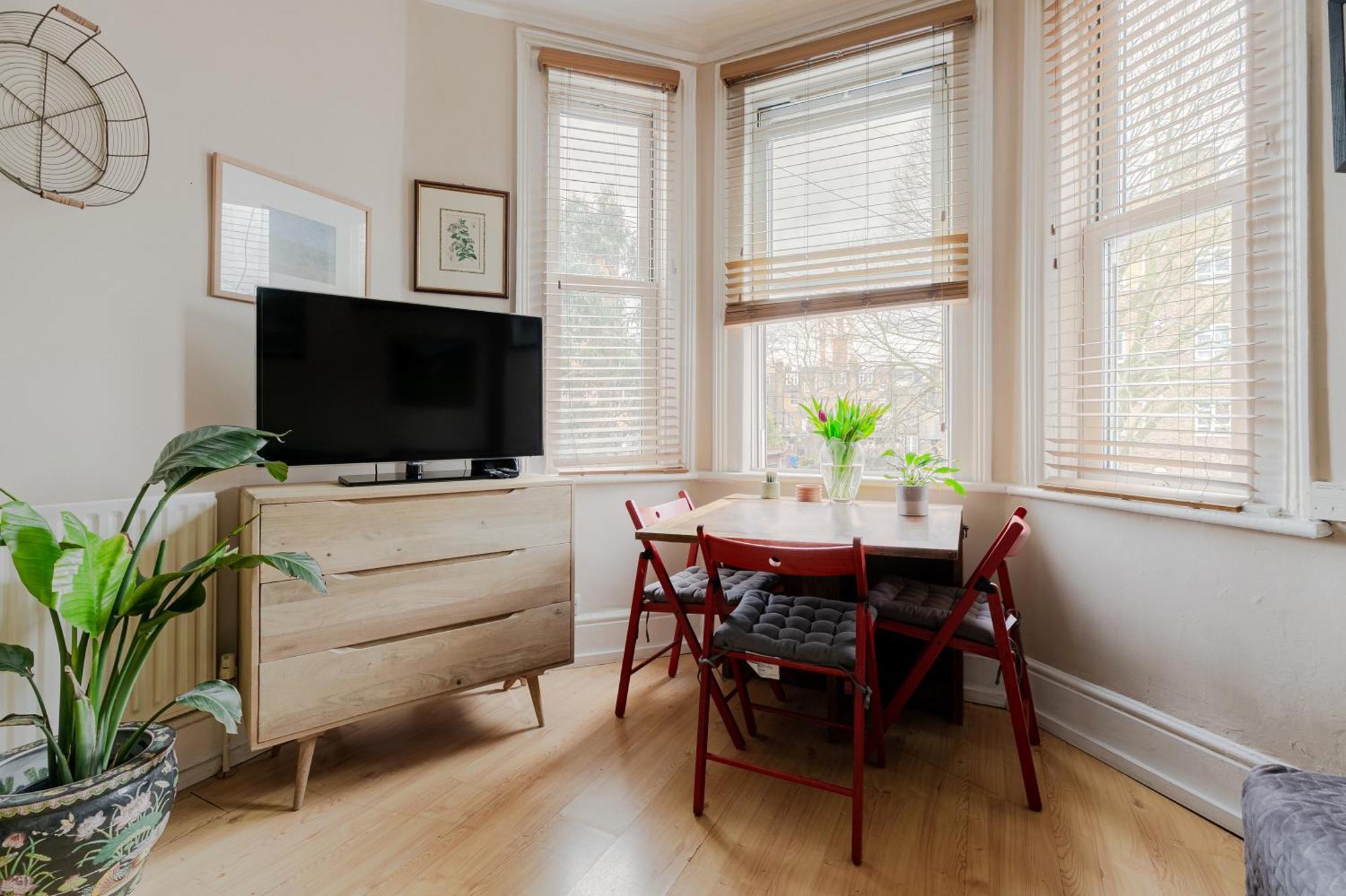 Artistic Pied-A-Terre, Steps From The Tube, Moments From London'S Heart Apartamento Exterior foto